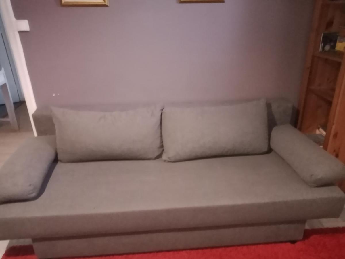 895 Alexis Jaubert Apartment Saint-Pantaleon-de-Larche Luaran gambar
